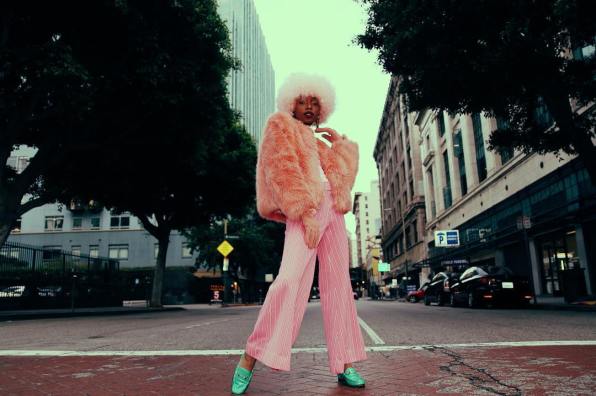 How could you not notice me? 📸: @migellaaccorsi Styled by @cadyheron